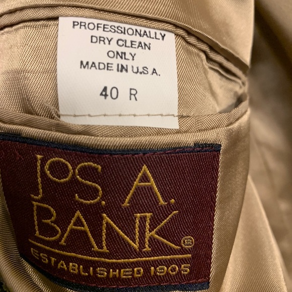 Jos A Bank Sport Coat Men 40R WindowPane Plaid 100% Wool Business Jacket Blazer - Picture 7 of 7